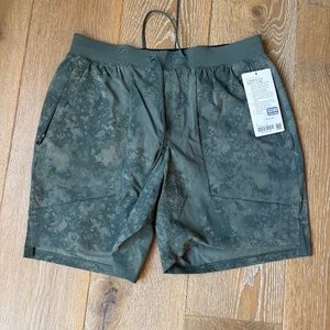 License to Train Shorts 7” Lined